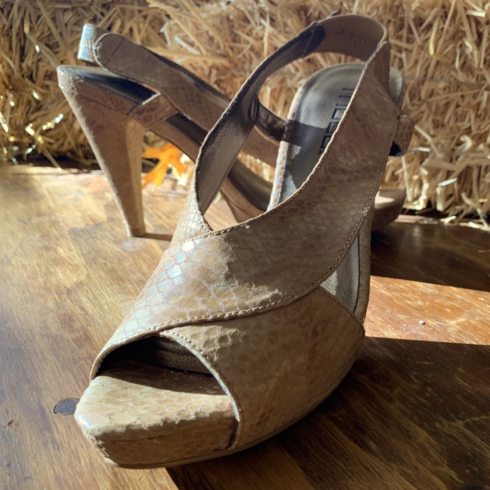 Cute Nude Snakeskin Style Heels